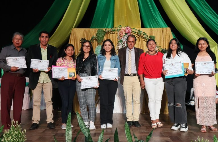 TALIT ENTREGÓ PREMIOS A LOS GANADORES DEL CONCURSO DE CUENTO CORTO