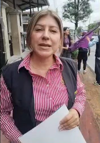 EL CNE PASTAZA RETIRA BANDERAS DE LOS PARTIDOS POLÍTICOS